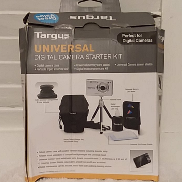 NIB☆ Digital Camera Kit - Picture 2 of 2